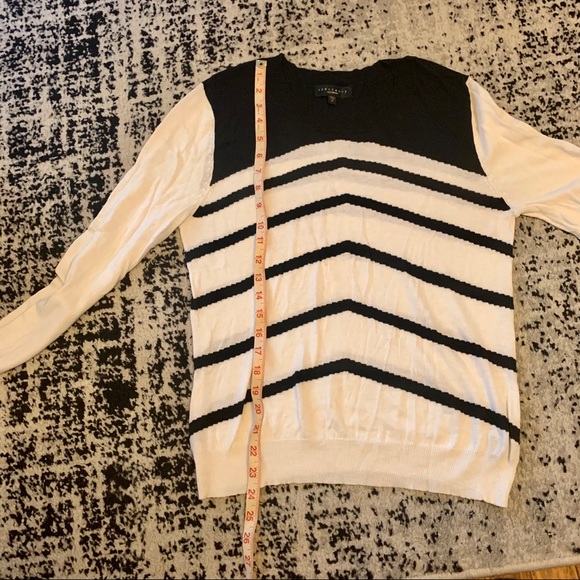 Black and Ivory Sanctuary Sweater, Sz Small - Picture 9 of 9